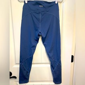 Victoria’s Secret Pink Blue Leggings with Cut Out Details Size Medium